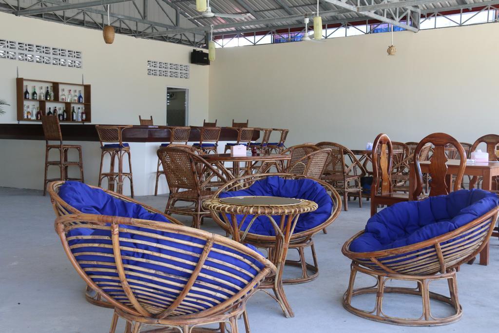 Готель The Moonflower Bungalow Сіануквіль Екстер'єр фото
