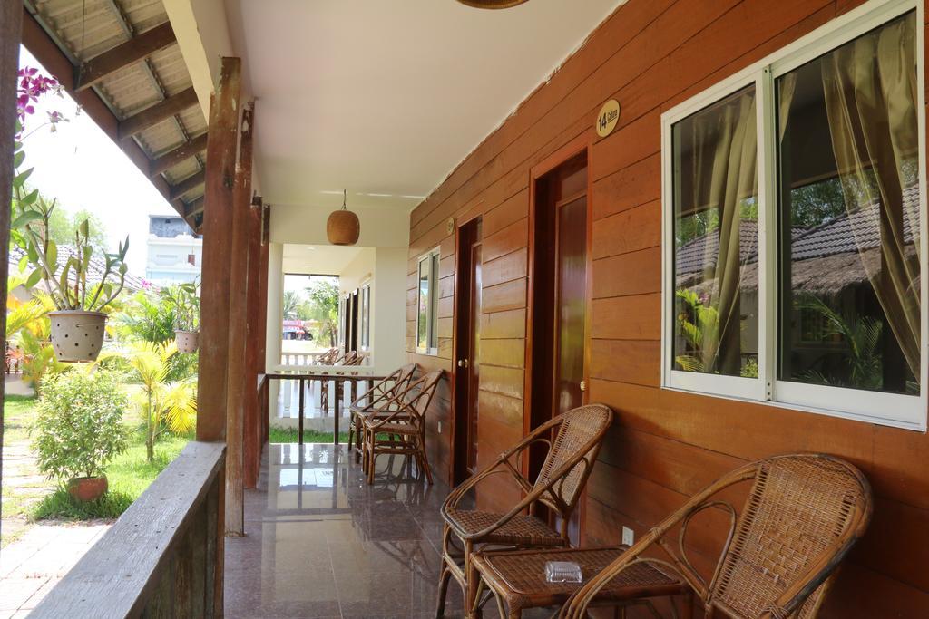 Готель The Moonflower Bungalow Сіануквіль Екстер'єр фото