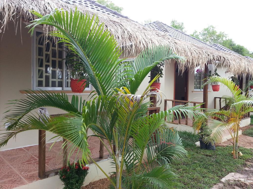 Готель The Moonflower Bungalow Сіануквіль Екстер'єр фото